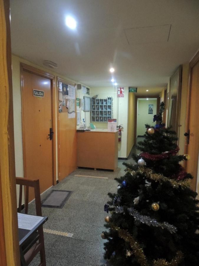 Hostal Cumbre Zaragoza Exterior foto