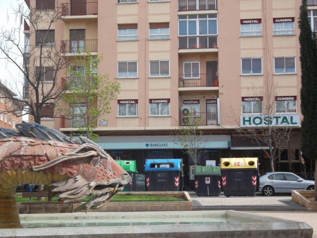Hostal Cumbre Zaragoza Exterior foto